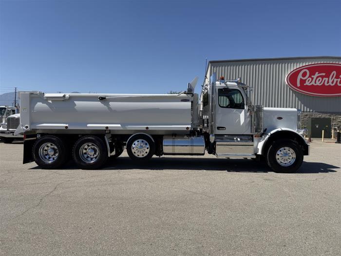 2027 Peterbilt 589-4