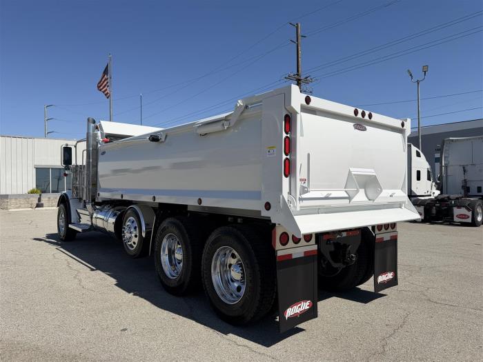 2027 Peterbilt 589-9