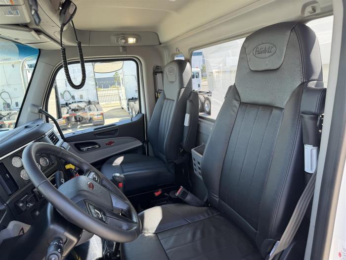 2027 Peterbilt 589-20
