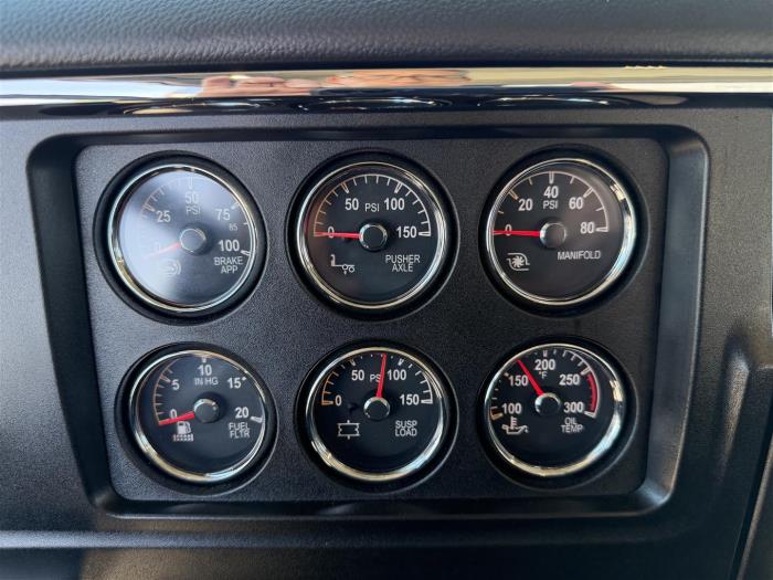 2027 Peterbilt 589-23