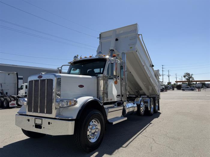 2027 Peterbilt 589-32
