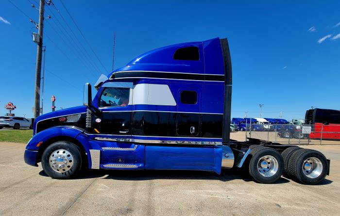 2020 Peterbilt 579-5