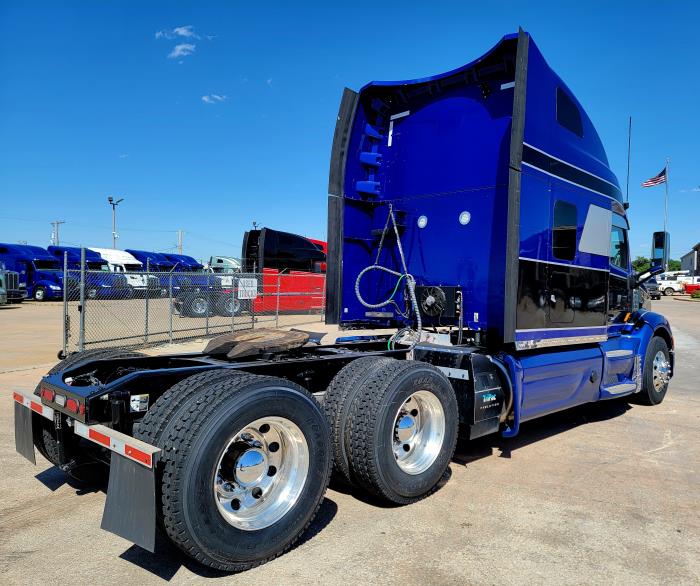 2020 Peterbilt 579-19