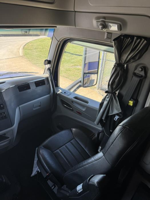 2020 Peterbilt 579-21