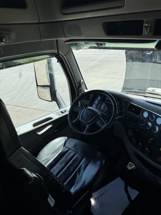 2019 Peterbilt 579-19