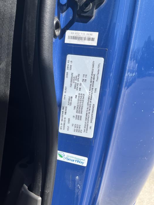 2022 International LT625-12