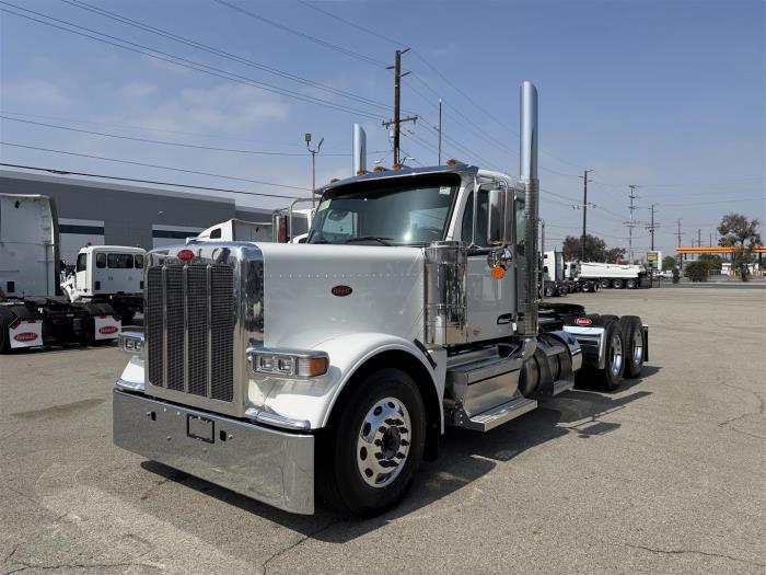 2027 Peterbilt 589-1