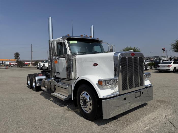 2027 Peterbilt 589-3