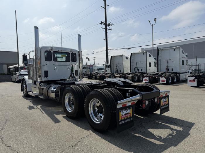 2027 Peterbilt 589-7