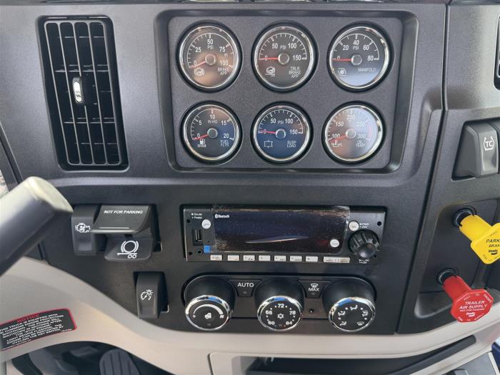 2027 Peterbilt 589-23
