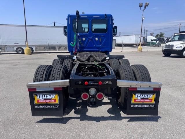 2019 Freightliner Cascadia-5