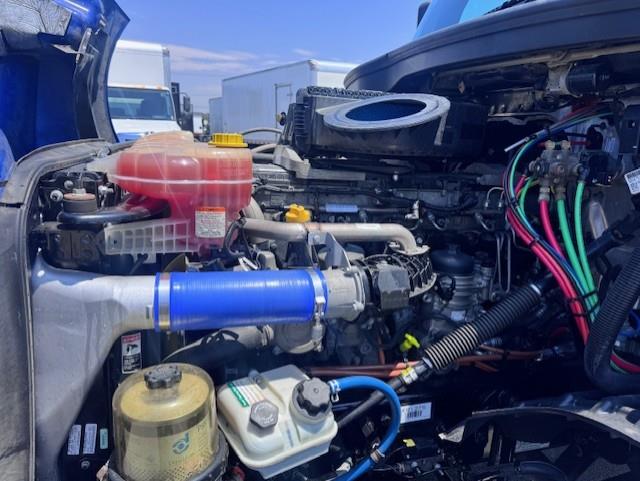 2019 Freightliner Cascadia-11