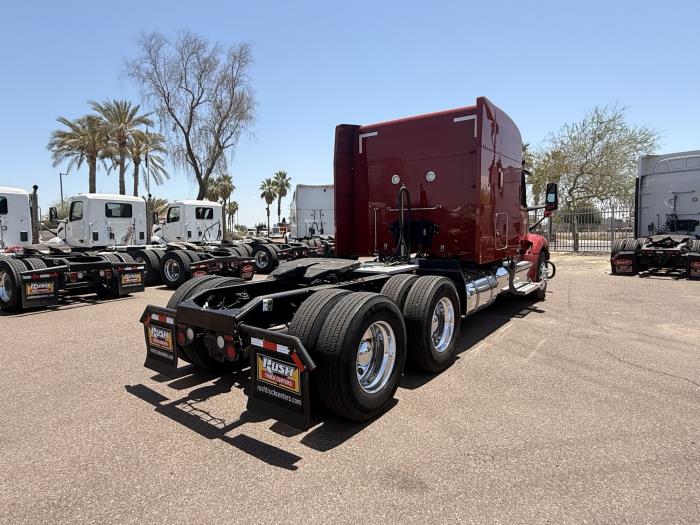 2022 Peterbilt 579-4