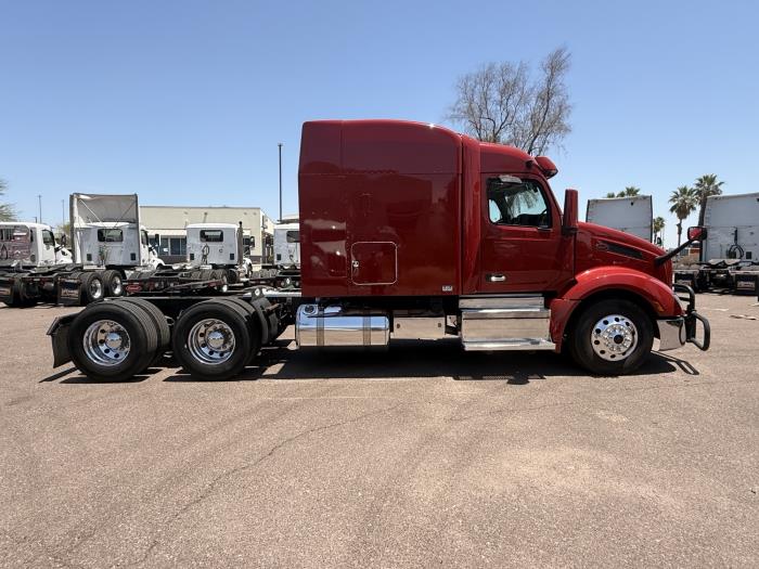 2022 Peterbilt 579-5