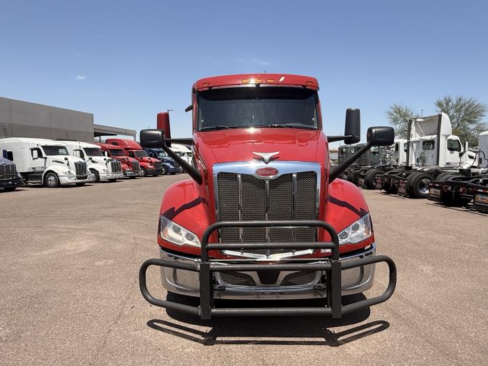 2022 Peterbilt 579-7