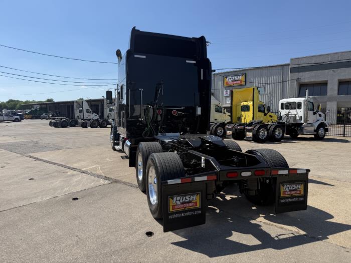 2022 Peterbilt 389-35