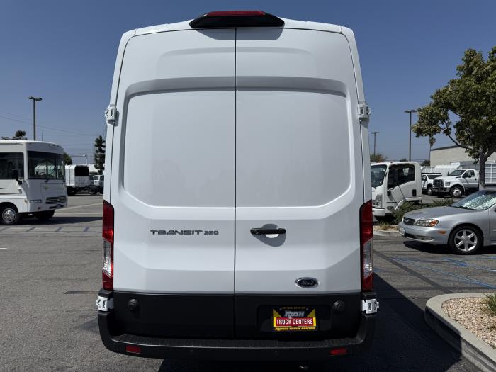 2026 Ford Transit-350-2
