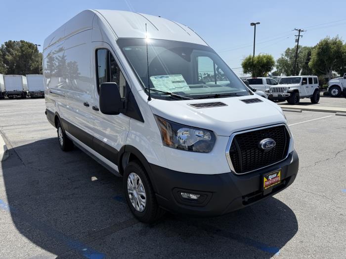 2026 Ford Transit-350-5