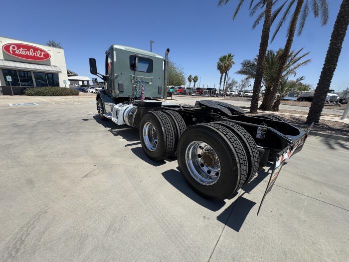 2021 Peterbilt 579-2