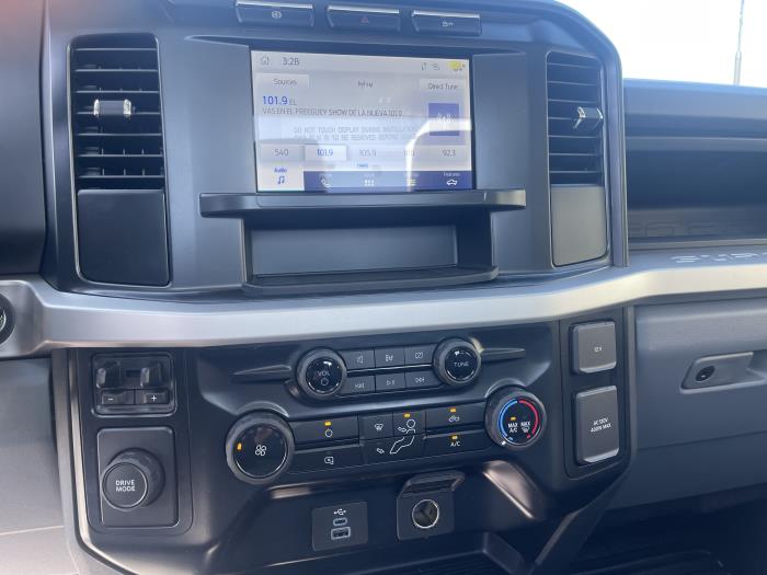 2025 Ford F-550-24