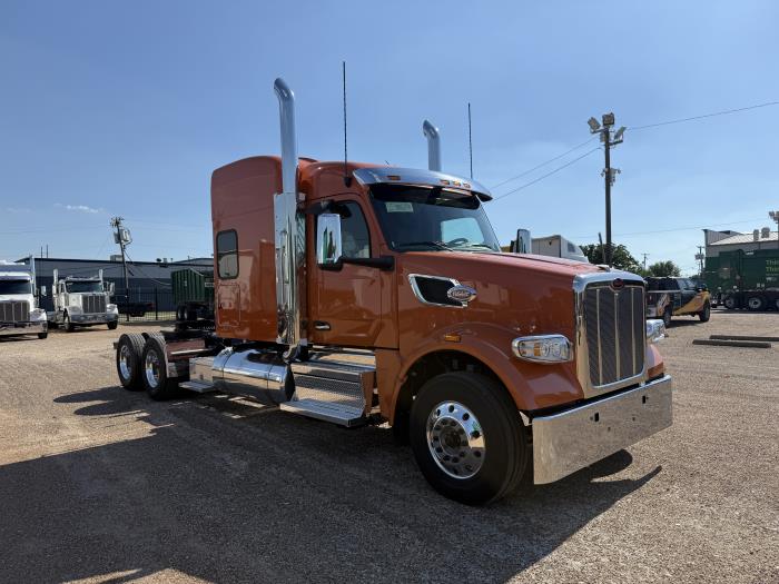 2027 Peterbilt 567-10