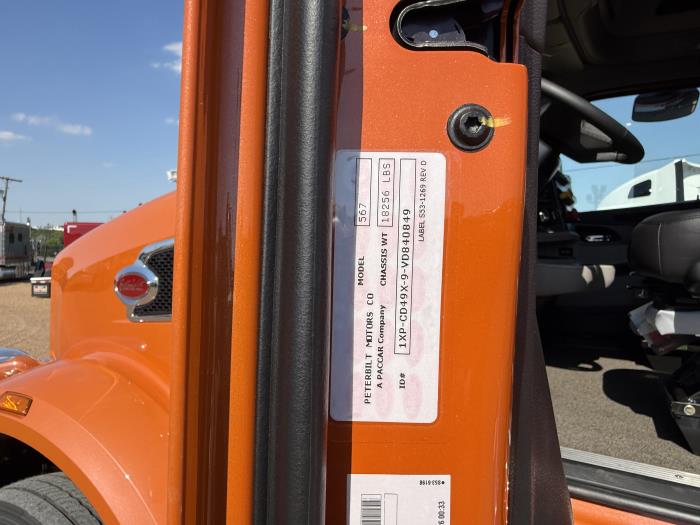 2027 Peterbilt 567-14