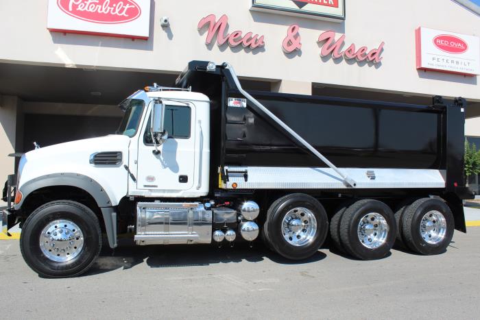 2025 Mack Granite 64FT-2