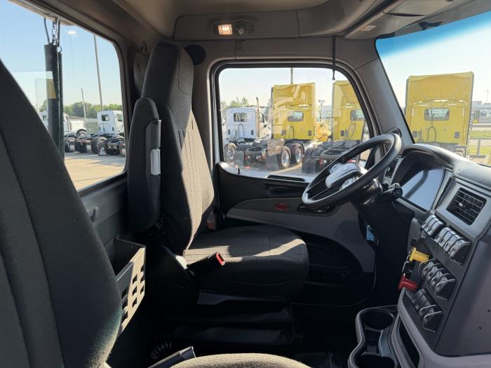2023 Peterbilt 567-22