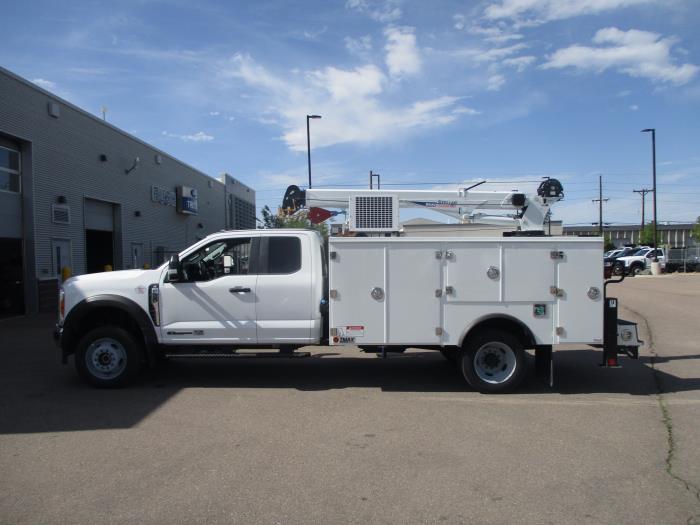 2026 Ford F-550-8