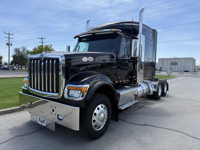 2026 International HX520-0