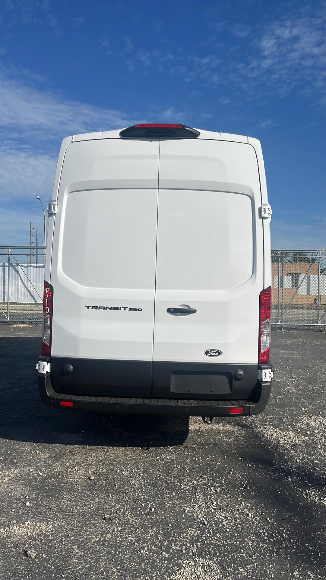 New 2026 Ford Transit 350 - photo 3