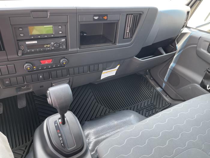 2026 Isuzu NRR-11