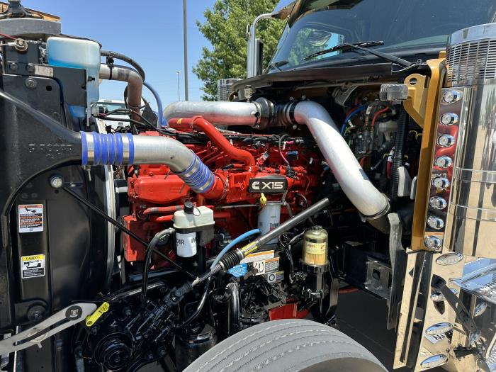 2025 Peterbilt 589-13