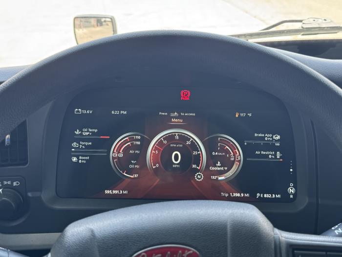 2022 Peterbilt 579-8
