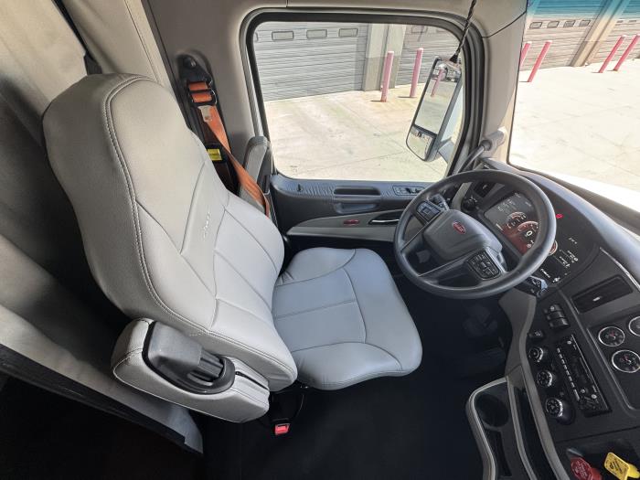 2022 Peterbilt 579-20