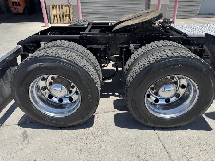 2022 Peterbilt 579-23