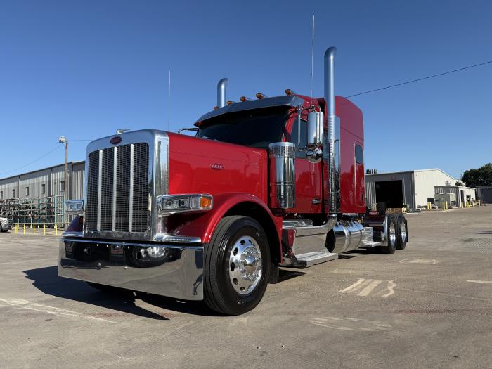 2027 Peterbilt 589-2
