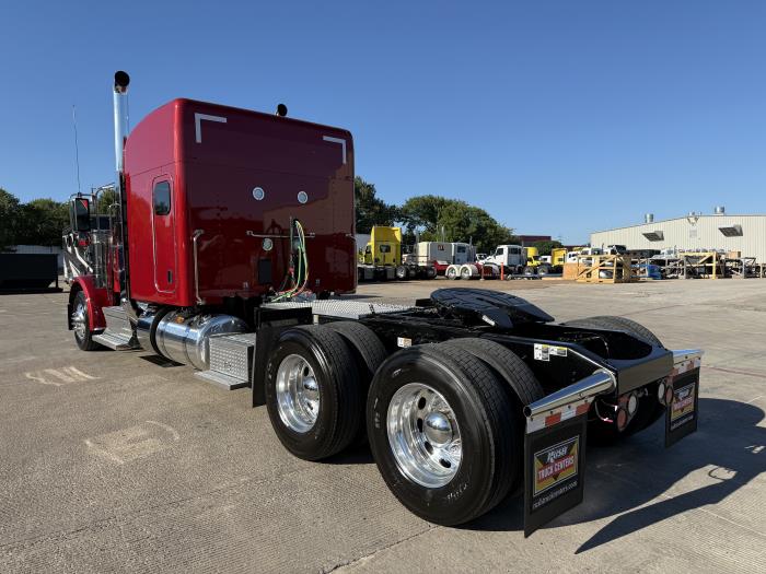 2027 Peterbilt 589-6