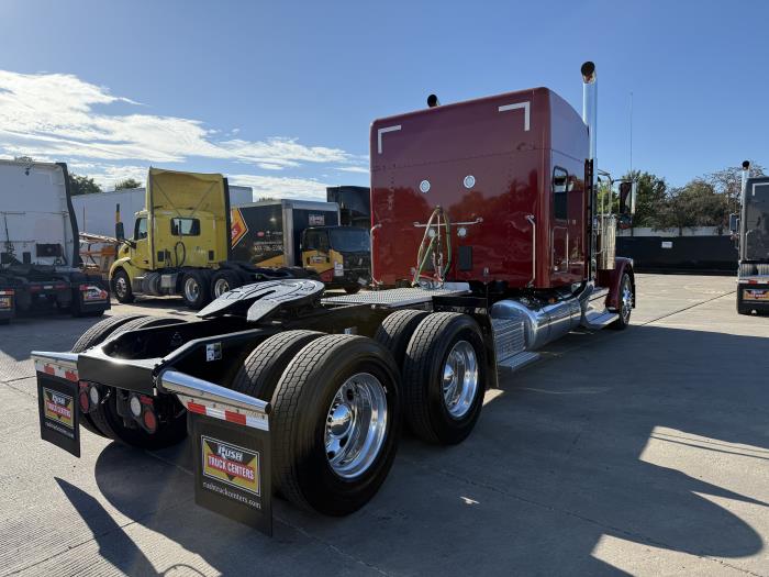 2027 Peterbilt 589-8