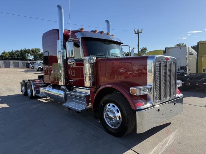 2027 Peterbilt 589-11