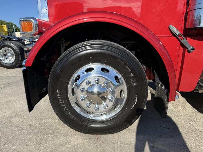 2027 Peterbilt 589-17