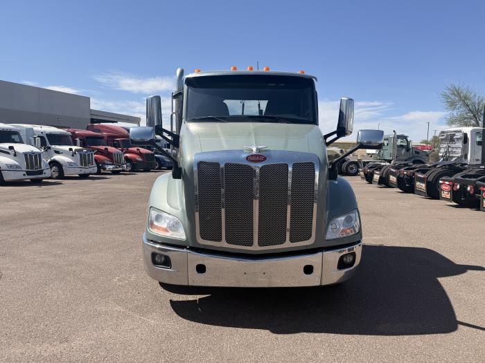 2021 Peterbilt 579-7