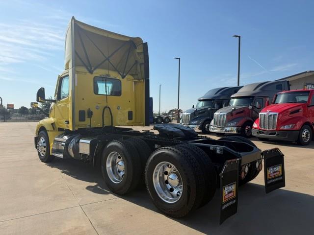 2023 Peterbilt 579-3