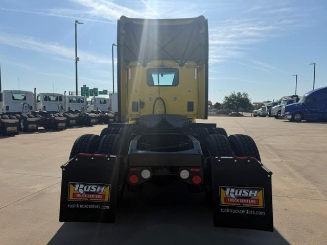 2023 Peterbilt 579-4