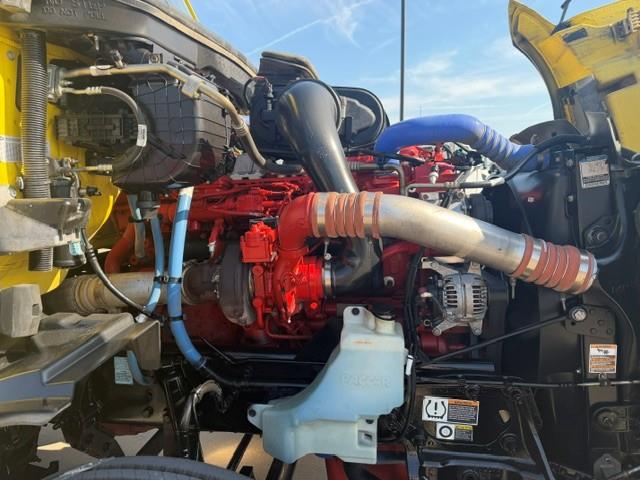 2023 Peterbilt 579-11