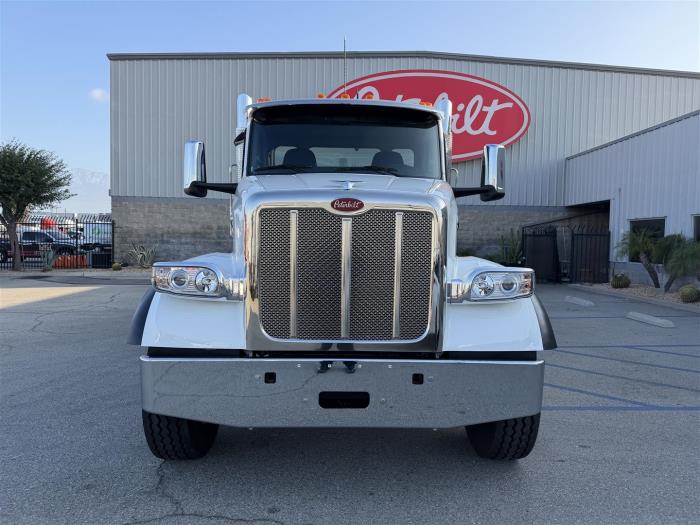 2027 Peterbilt 567-2