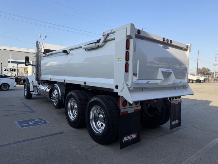 2027 Peterbilt 567-7