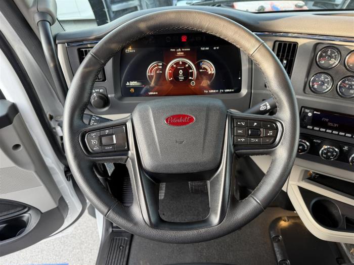 2027 Peterbilt 567-24