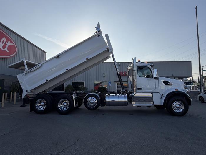 2027 Peterbilt 567-31