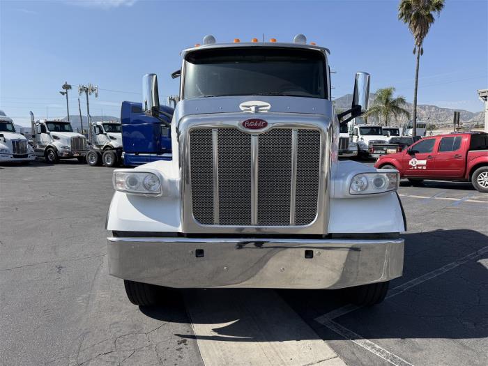 2021 Peterbilt 567-1
